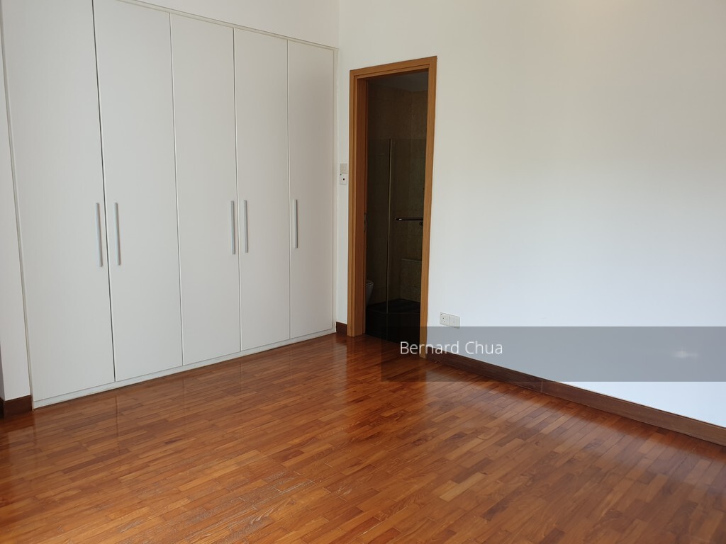 The Waterina (D14), Apartment #239711831